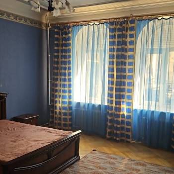 Сдается Многокомнатная квартира, 100 м²