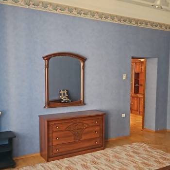 Сдается Многокомнатная квартира, 100 м²