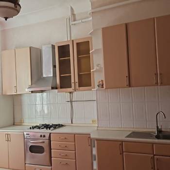 Сдается Многокомнатная квартира, 100 м²
