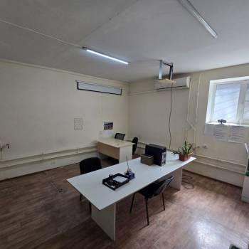 Сдается Нежилое помещение, 136 м²