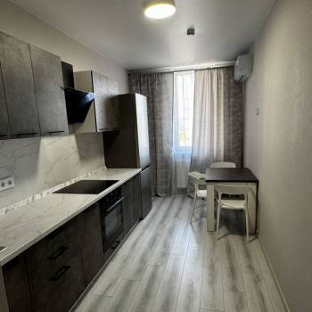 Сдается 1-комнатная квартира, 42,4 м²