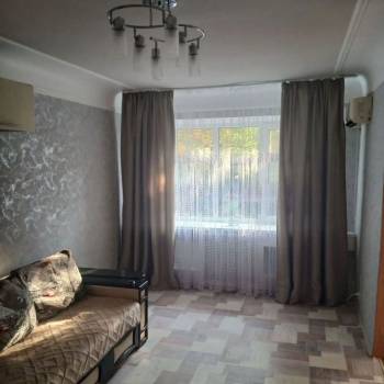 Сдается 1-комнатная квартира, 35 м²