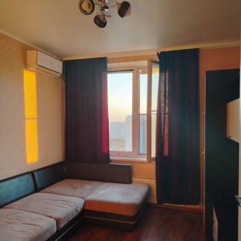 Сдается 1-комнатная квартира, 37 м²