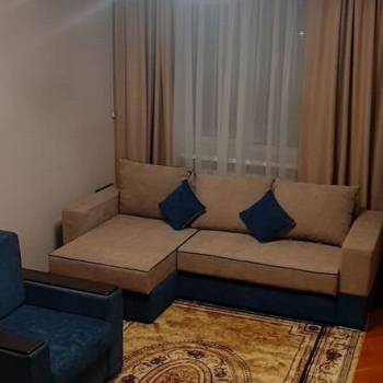 Сдается 1-комнатная квартира, 54 м²