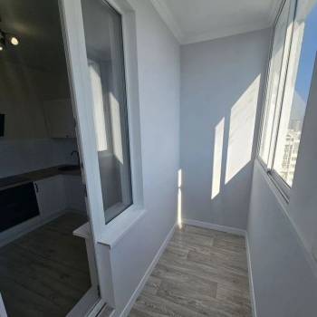 Продается 1-комнатная квартира, 37 м²
