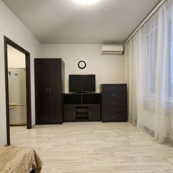 Сдается 1-комнатная квартира, 27 м²