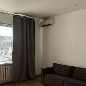 Сдается 1-комнатная квартира, 47 м²