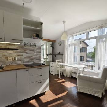 Сдается 1-комнатная квартира, 60 м²