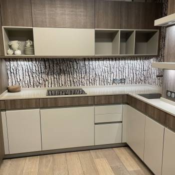 Сдается 2-х комнатная квартира, 101 м²