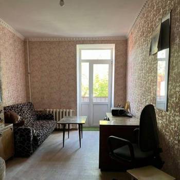 Продается 1-комнатная квартира, 28 м²
