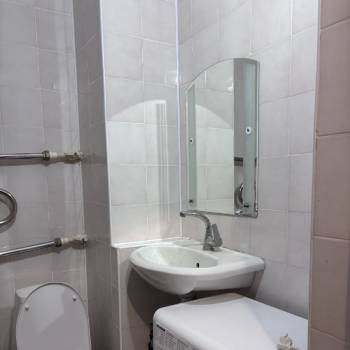 Продается 1-комнатная квартира, 18 м²
