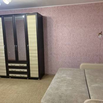 Сдается 1-комнатная квартира, 40,3 м²