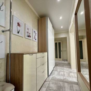 Продается 3-х комнатная квартира, 80 м²