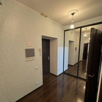 Сдается 2-х комнатная квартира, 65 м²