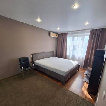 Сдается 1-комнатная квартира, 37 м²