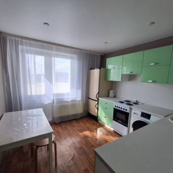 Сдается 1-комнатная квартира, 37 м²
