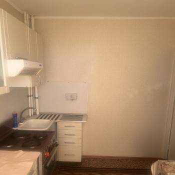 Сдается 1-комнатная квартира, 39 м²