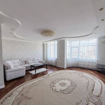 Сдается Многокомнатная квартира, 114 м²