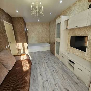 Сдается 1-комнатная квартира, 37 м²