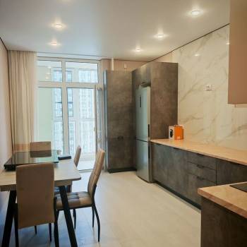 Сдается 2-х комнатная квартира, 70 м²
