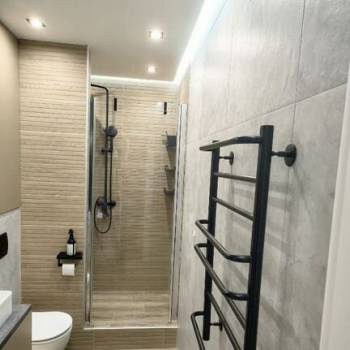 Продается 1-комнатная квартира, 42 м²