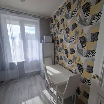 Сдается 1-комнатная квартира, 38 м²
