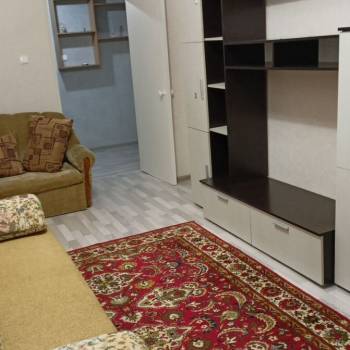 Сдается 1-комнатная квартира, 40,7 м²