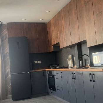 Сдается 2-х комнатная квартира, 76 м²