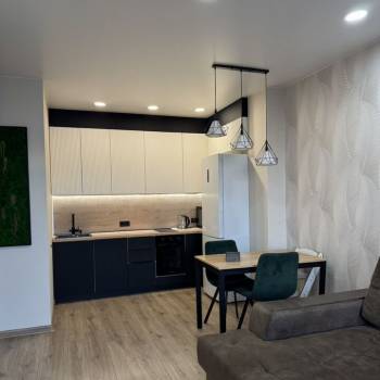 Продается 1-комнатная квартира, 43 м²