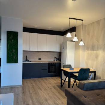 Продается 1-комнатная квартира, 43 м²