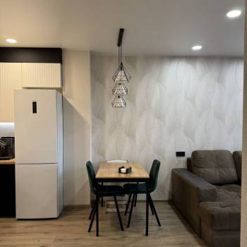 Продается 1-комнатная квартира, 43 м²