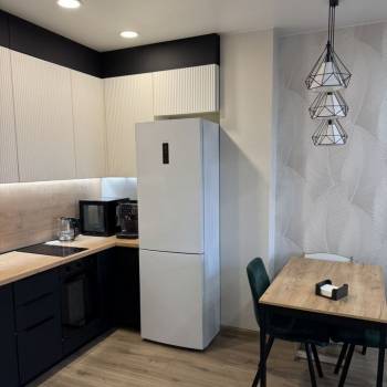 Продается 1-комнатная квартира, 43 м²