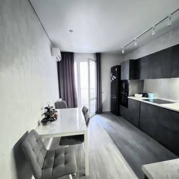 Продается 1-комнатная квартира, 42,6 м²