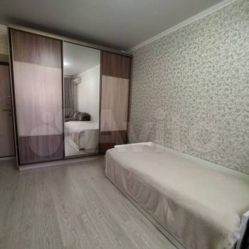Сдается 1-комнатная квартира, 42 м²