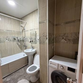 Сдается 1-комнатная квартира, 40 м²