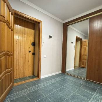 Продается 1-комнатная квартира, 40 м²