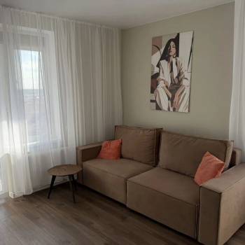 Сдается 1-комнатная квартира, 54 м²