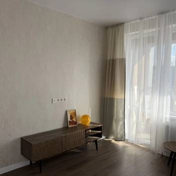 Сдается 1-комнатная квартира, 54 м²