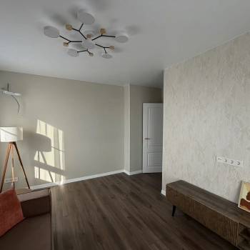 Сдается 1-комнатная квартира, 54 м²