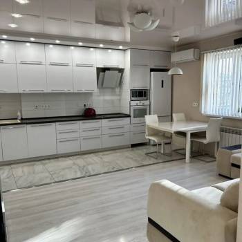 Сдается Многокомнатная квартира, 63 м²