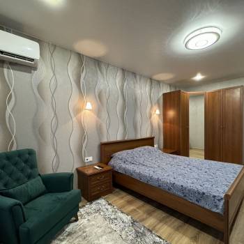 Сдается 1-комнатная квартира, 51 м²