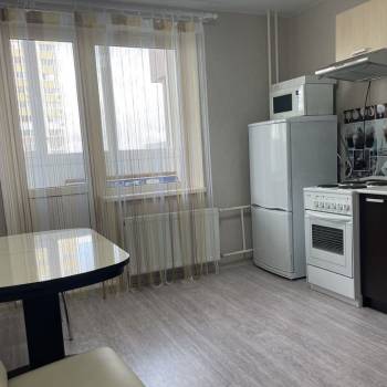 Сдается 1-комнатная квартира, 40 м²