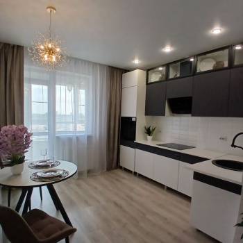 Продается 1-комнатная квартира, 41 м²