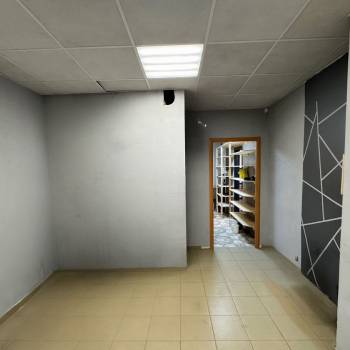 Продается Нежилое помещение, 50 м²