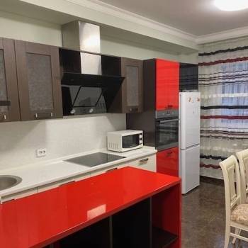 Сдается 1-комнатная квартира, 47 м²