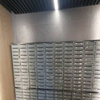 Продается 1-комнатная квартира, 37 м²