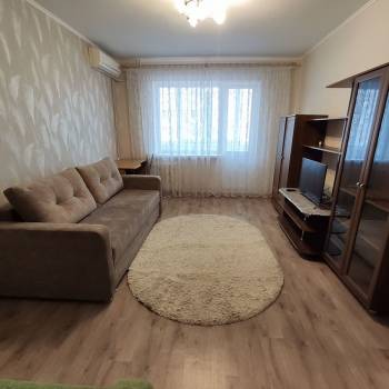 Сдается 2-х комнатная квартира, 53 м²