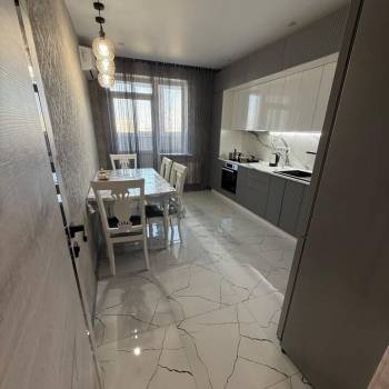 Продается 2-х комнатная квартира, 60 м²