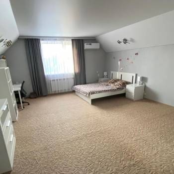 Продается Дом, 290 м²
