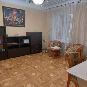 Сдается Многокомнатная квартира, 80 м²